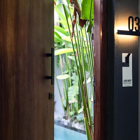 The Clifton Canggu Villas Extérieur photo